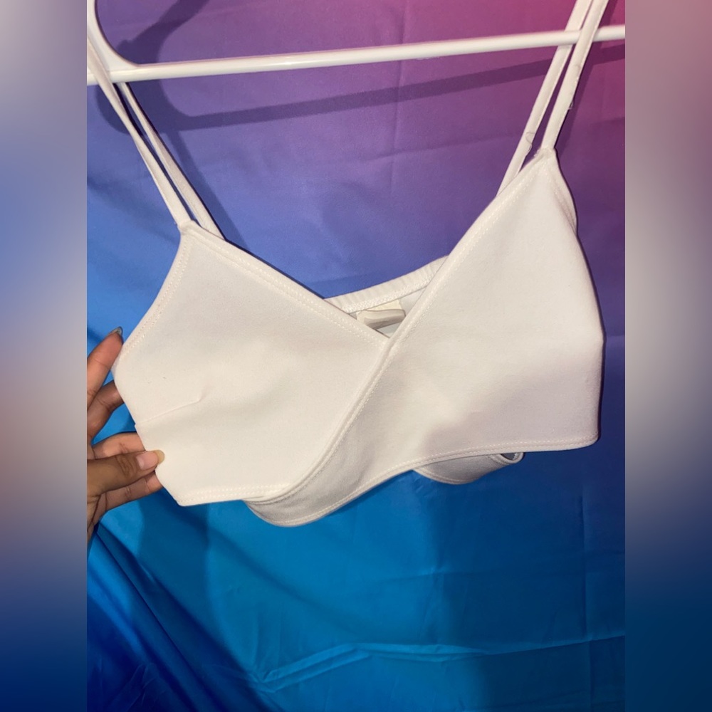 Cute white cropped top
